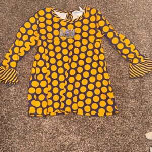LSU girl's dress size 6. Excellent used condition